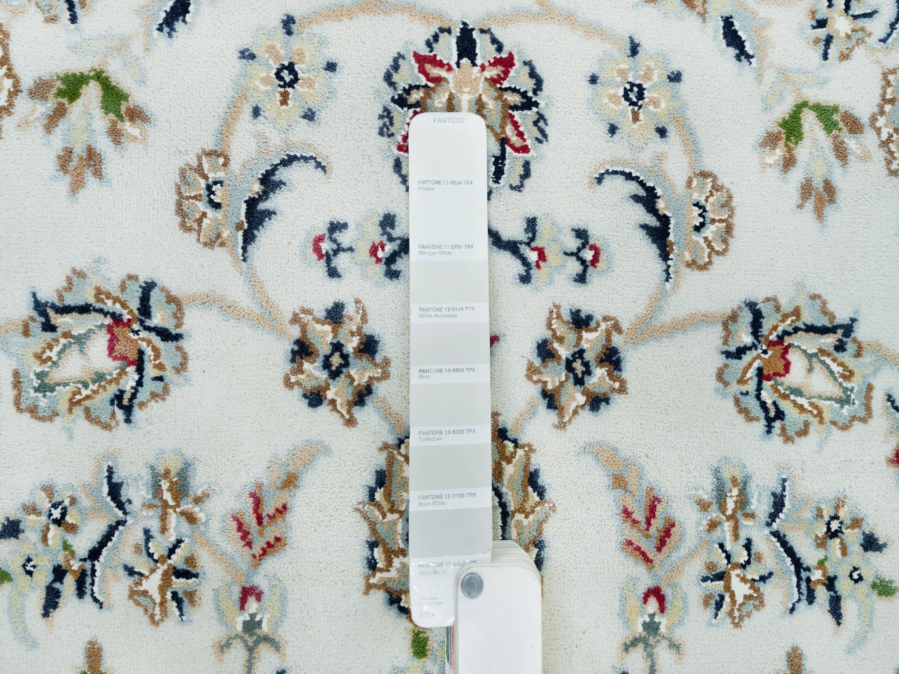 Nain Fine Oriental hand-knotted wool rug in Ivory, 4'7" x 6'8" — SKU O090013 (view 4)