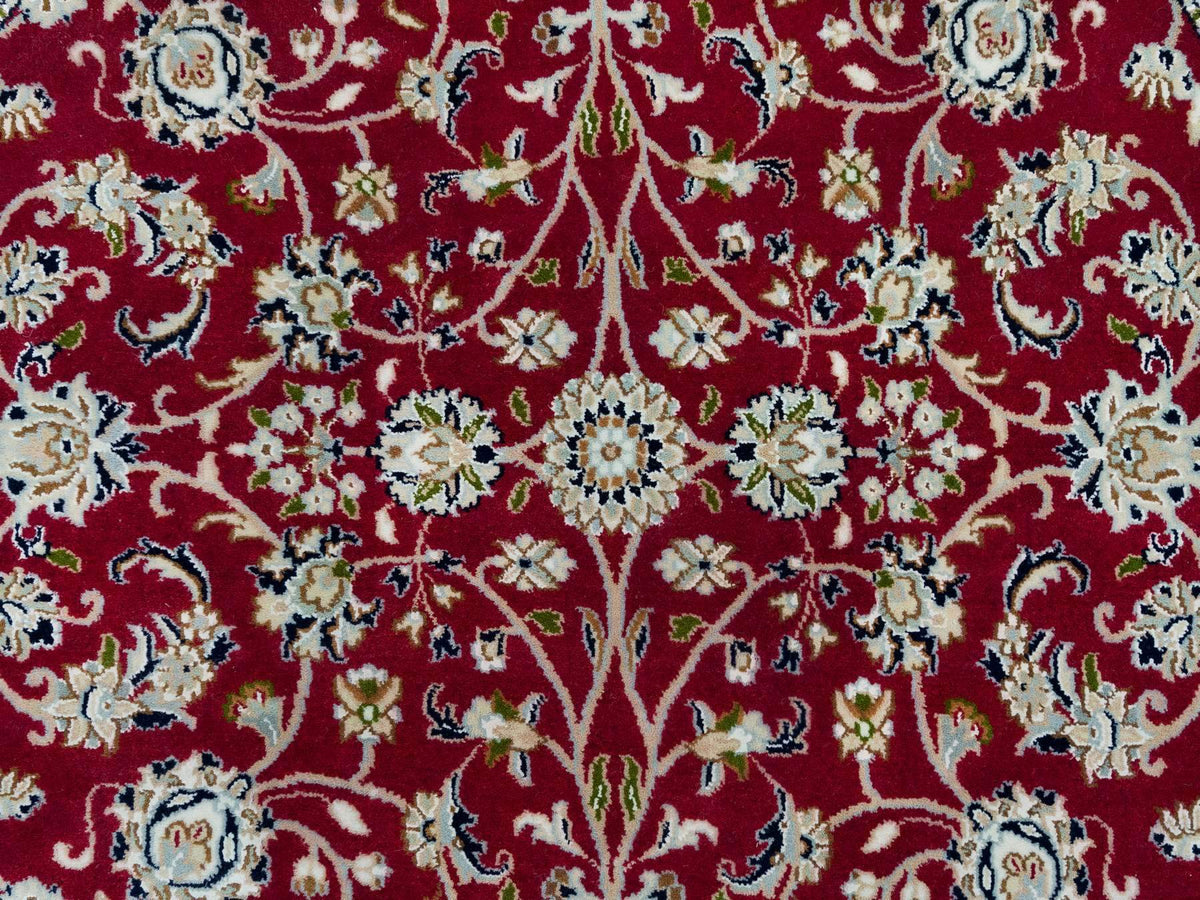 Nain Fine Oriental hand-knotted wool rug in Red & Ivory, 4'10" x 4'10" — SKU O090018 (view 5)