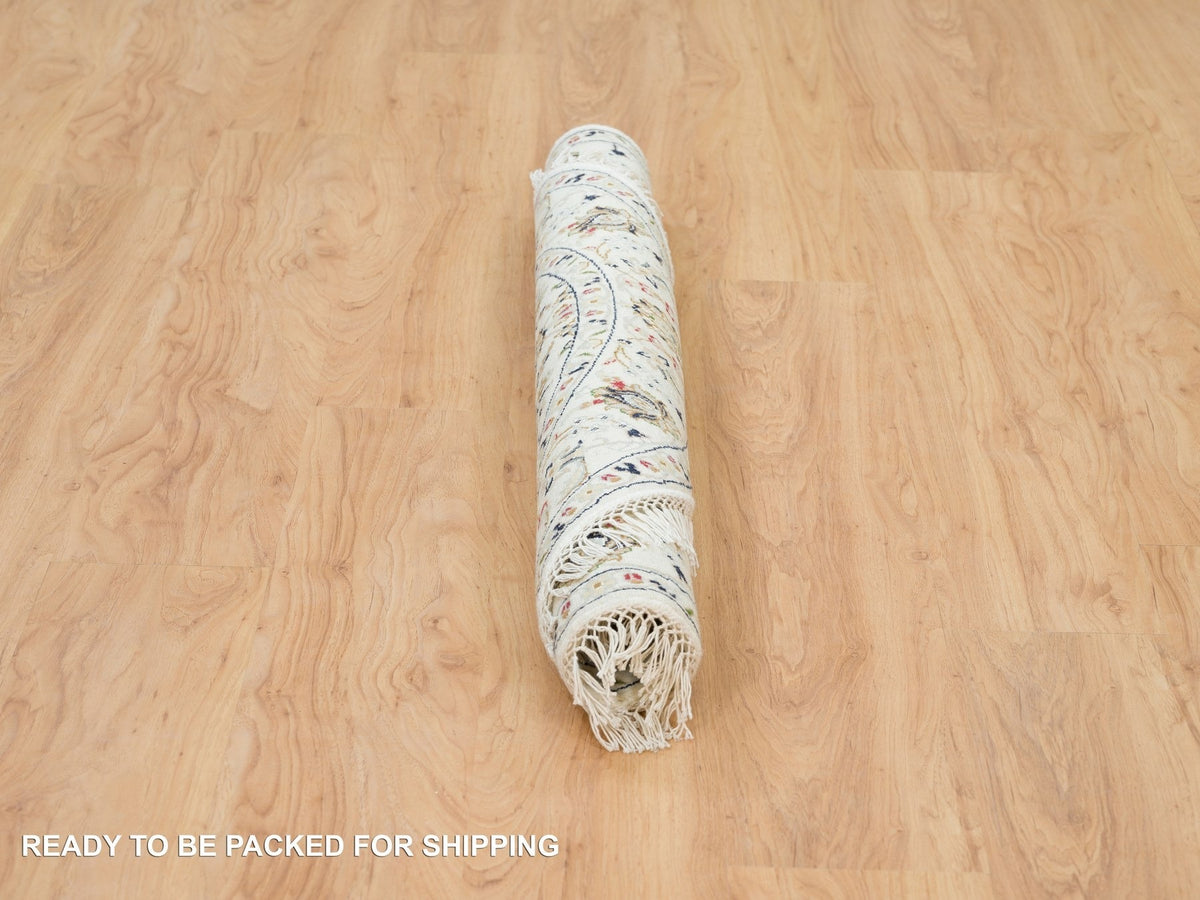 Nain Fine Oriental hand-knotted wool rug in Ivory, 4'1" x 4'1" — SKU O090026 (view 6)