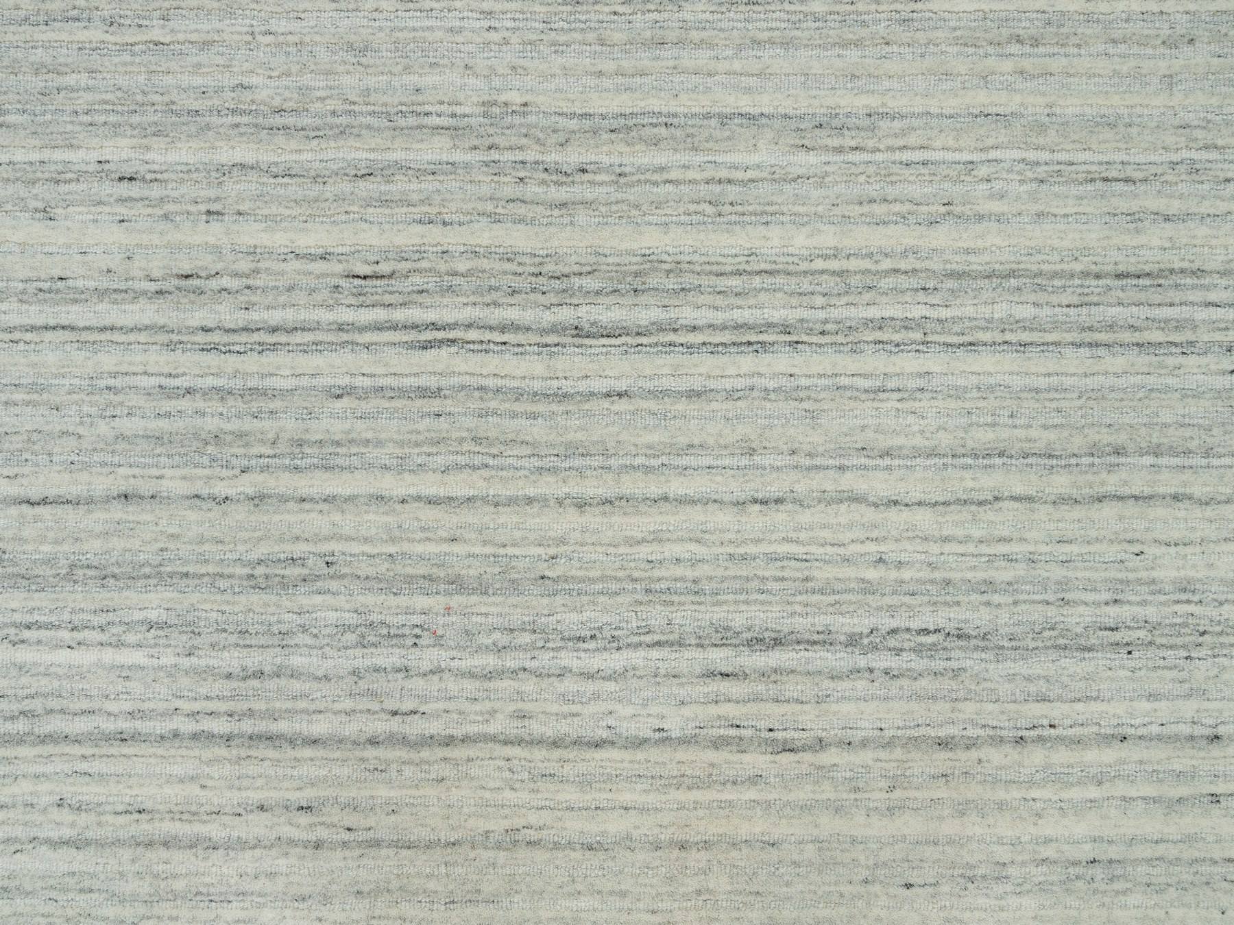 Modern / Contemporary hand-knotted wool rug in Ivory, 9'1" x 11'11" — SKU O090126 (view 8)