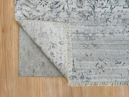 Transitional hand-knotted wool/plant based silk rug in Gray, 8'9" x 11'10" — SKU O090133 (view 4)