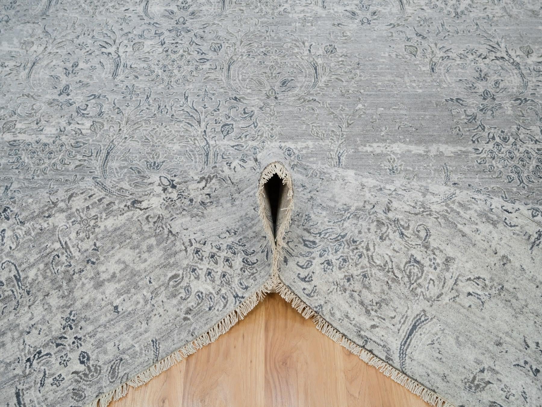 Transitional hand-knotted wool/plant based silk rug in Gray, 8'9" x 11'10" — SKU O090133 (view 5)