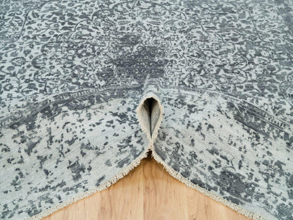 Transitional hand-knotted wool/silk rug in Gray, 9'10" x 10'1" — SKU O090134 (view 5)
