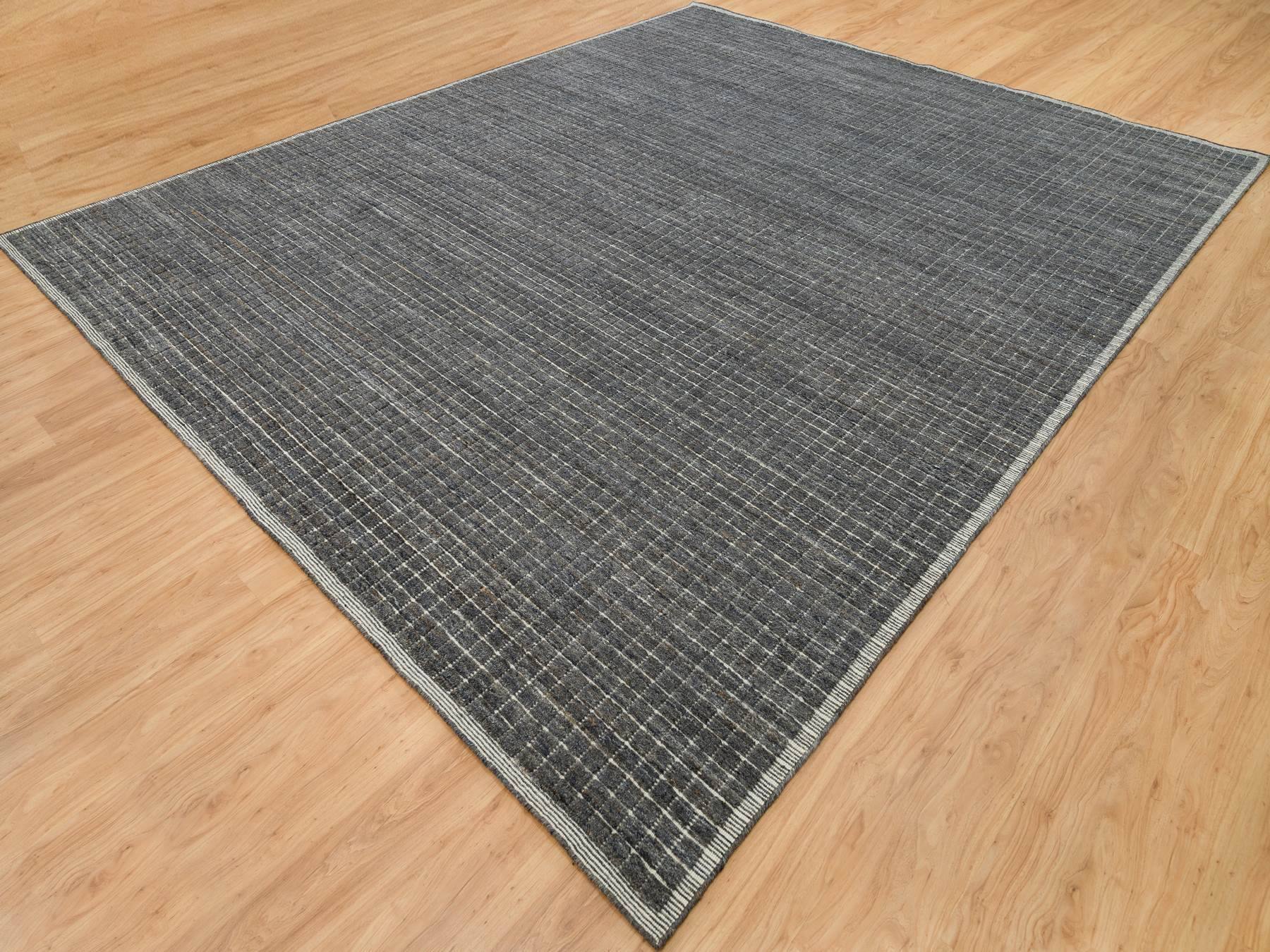 Modern / Contemporary hand-knotted wool rug in Gray, 12' x 14'9" — SKU O090188 (view 3)