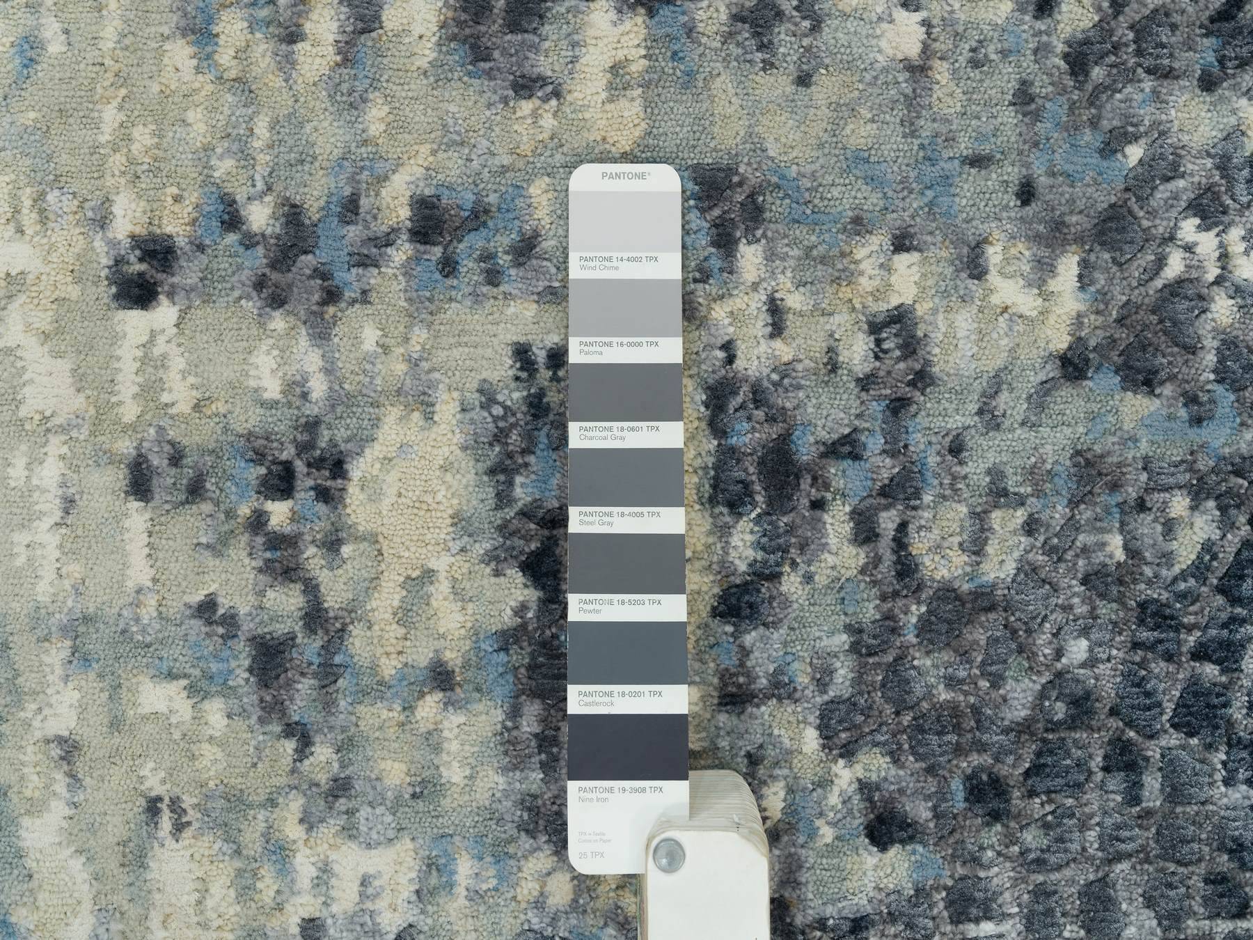 Modern / Contemporary hand-knotted wool/silk runner in Gray, 2'6" x 12' — SKU O090198 (view 4)