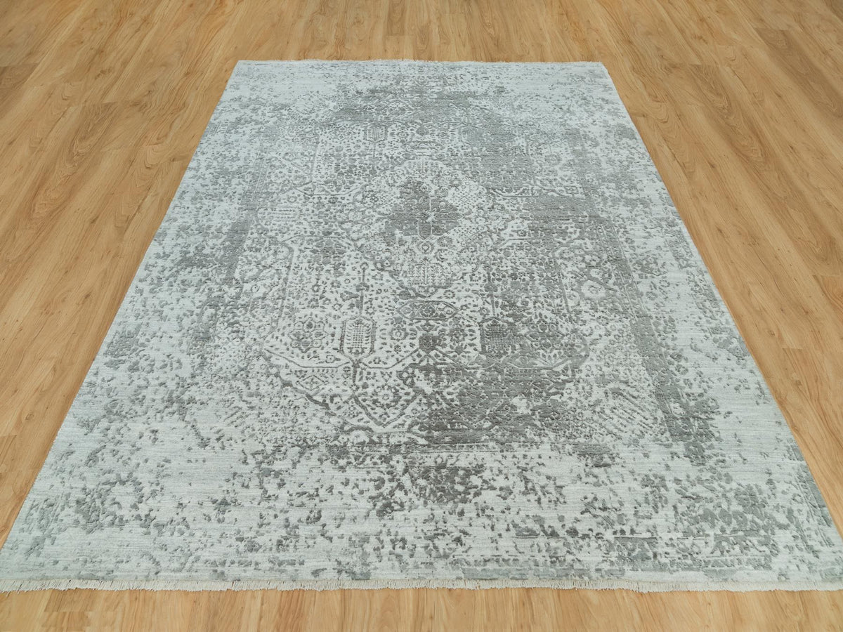 Transitional hand-knotted wool/silk rug in Gray, 8' x 10'1" — SKU O090200 (view 2)