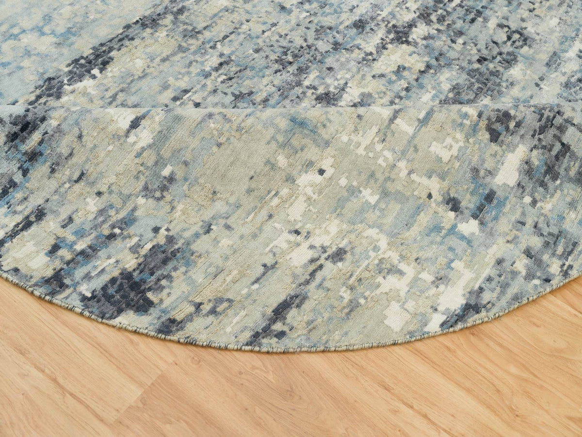 Modern / Contemporary hand-knotted wool/silk rug in Gray, 7'11" x 7'11" — SKU O090210 (view 6)