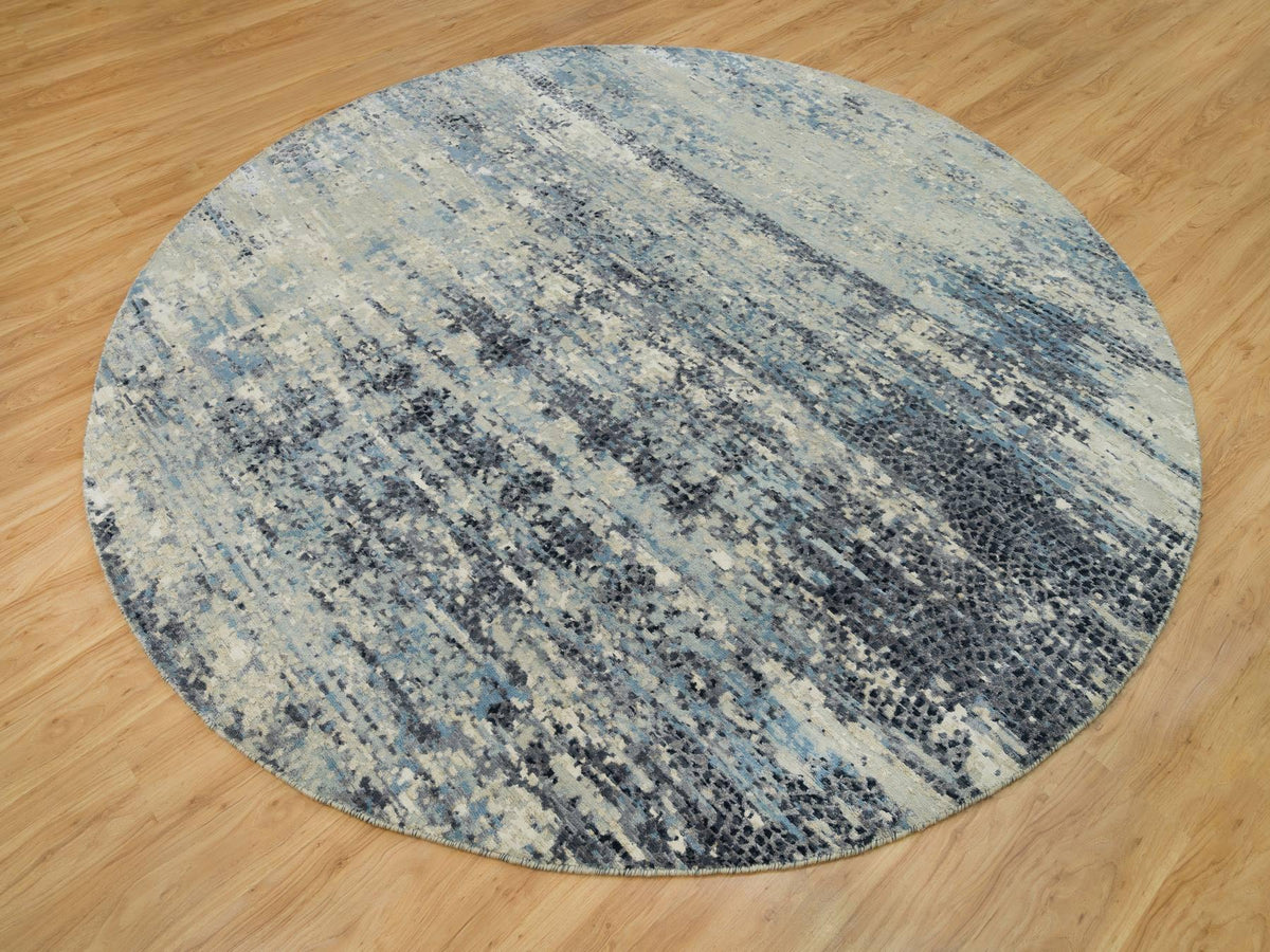 Modern / Contemporary hand-knotted wool/silk rug in Gray, 8'11" x 8'11" — SKU O090212 (view 3)