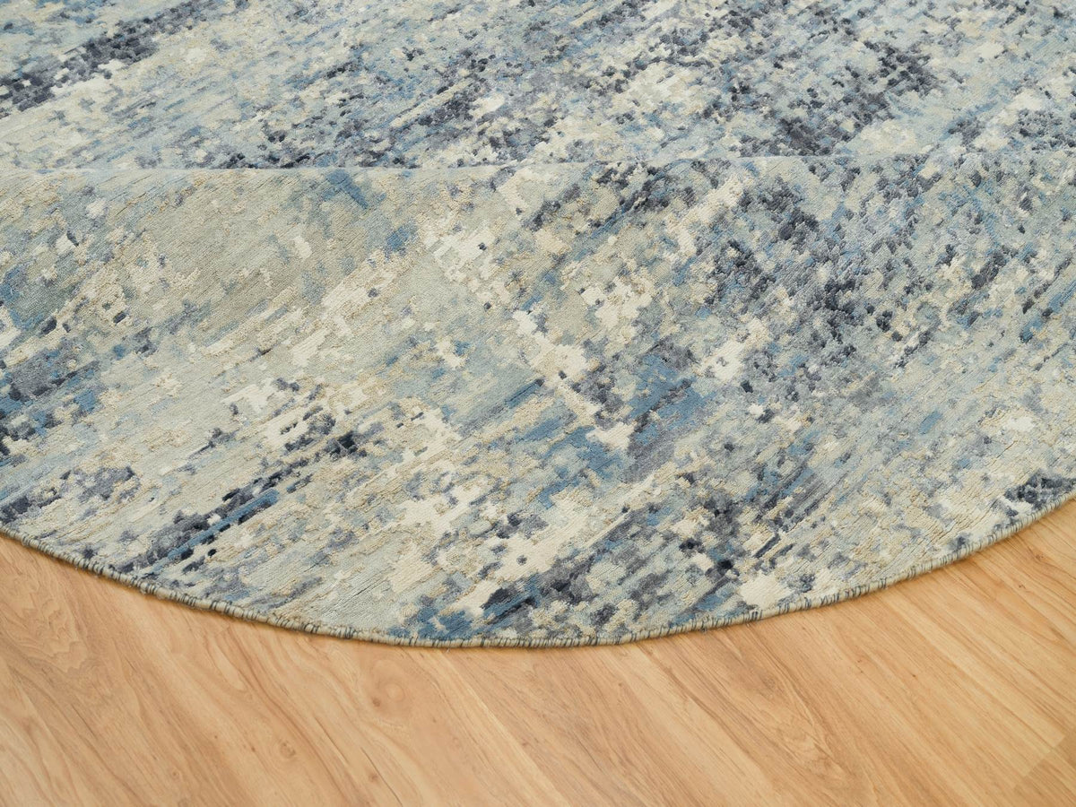 Modern / Contemporary hand-knotted wool/silk rug in Gray, 8'11" x 8'11" — SKU O090212 (view 6)