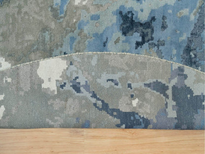 Blue 11'10" x 11'10" Modern and Contemporary Hand knotted Wool/Silk Rug - Sku: O090214