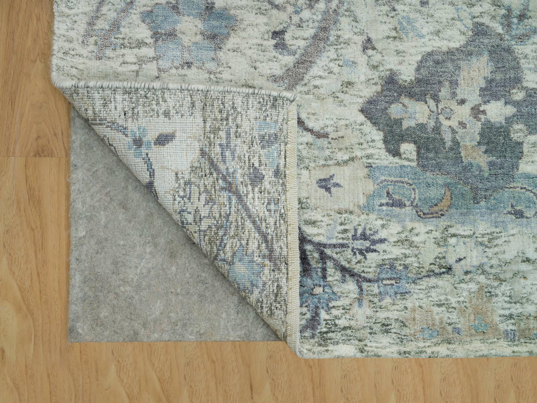 Transitional hand-knotted wool/silk rug in Ivory, 8'1" x 8'1" — SKU O090226 (view 4)