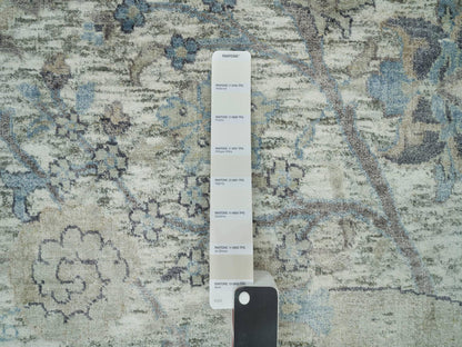 Transitional hand-knotted wool/silk rug in Ivory, 8'1" x 8'1" — SKU O090226 (view 7)
