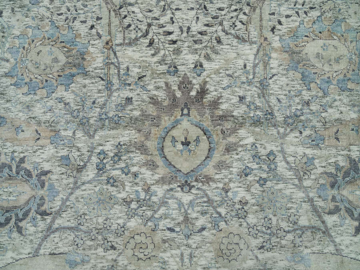Transitional hand-knotted wool/silk rug in Ivory, 8'1" x 8'1" — SKU O090226 (view 8)