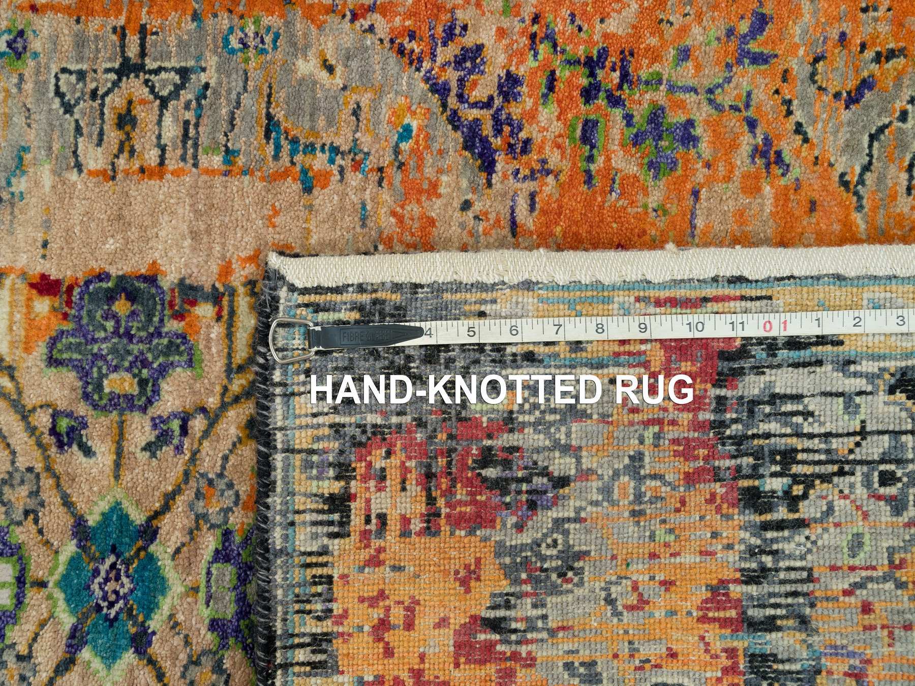 Transitional hand-knotted wool rug in Orange, 3'2" x 5'1" — SKU O090228 (view 8)