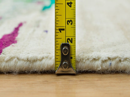 Modern / Contemporary hand-knotted wool/silk rug in Multicolored, 4' x 5'10" — SKU O090249 (view 7)
