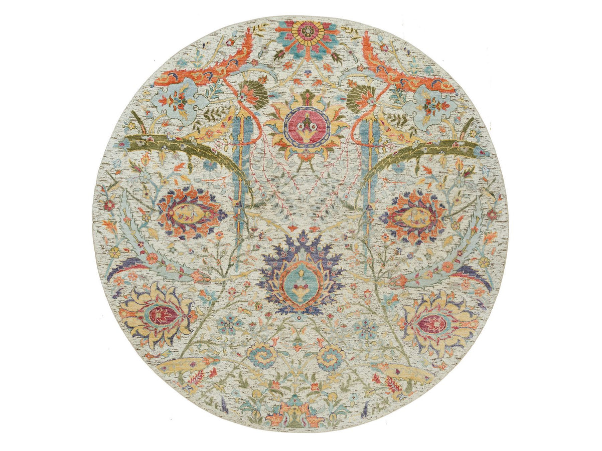 Transitional hand-knotted wool/silk rug in Ivory, 5'10" x 5'10" — SKU O090256