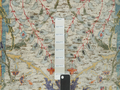Transitional hand-knotted wool/silk rug in Ivory, 5'10" x 5'10" — SKU O090256 (view 4)