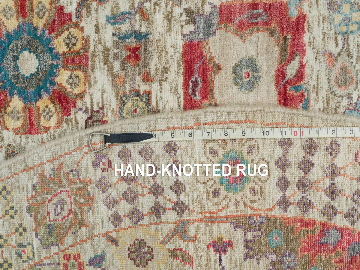 Tabriz Transitional hand-knotted wool/silk rug in Ivory, 6' x 6' — SKU O090258 (view 8)