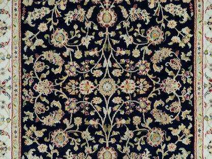 Blue 4'10" x 7'2" Fine Oriental Hand knotted Wool Rug - Sku: O090308