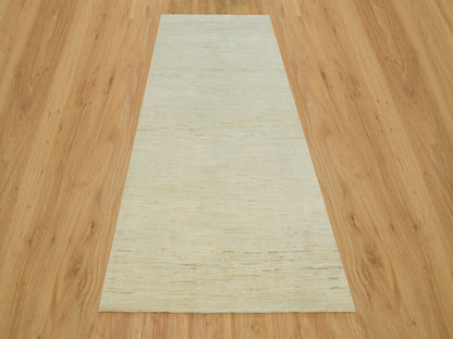 Gabbeh Modern / Contemporary hand-knotted wool runner in Ivory, 4'1" x 9'11" — SKU O090399 (view 2)