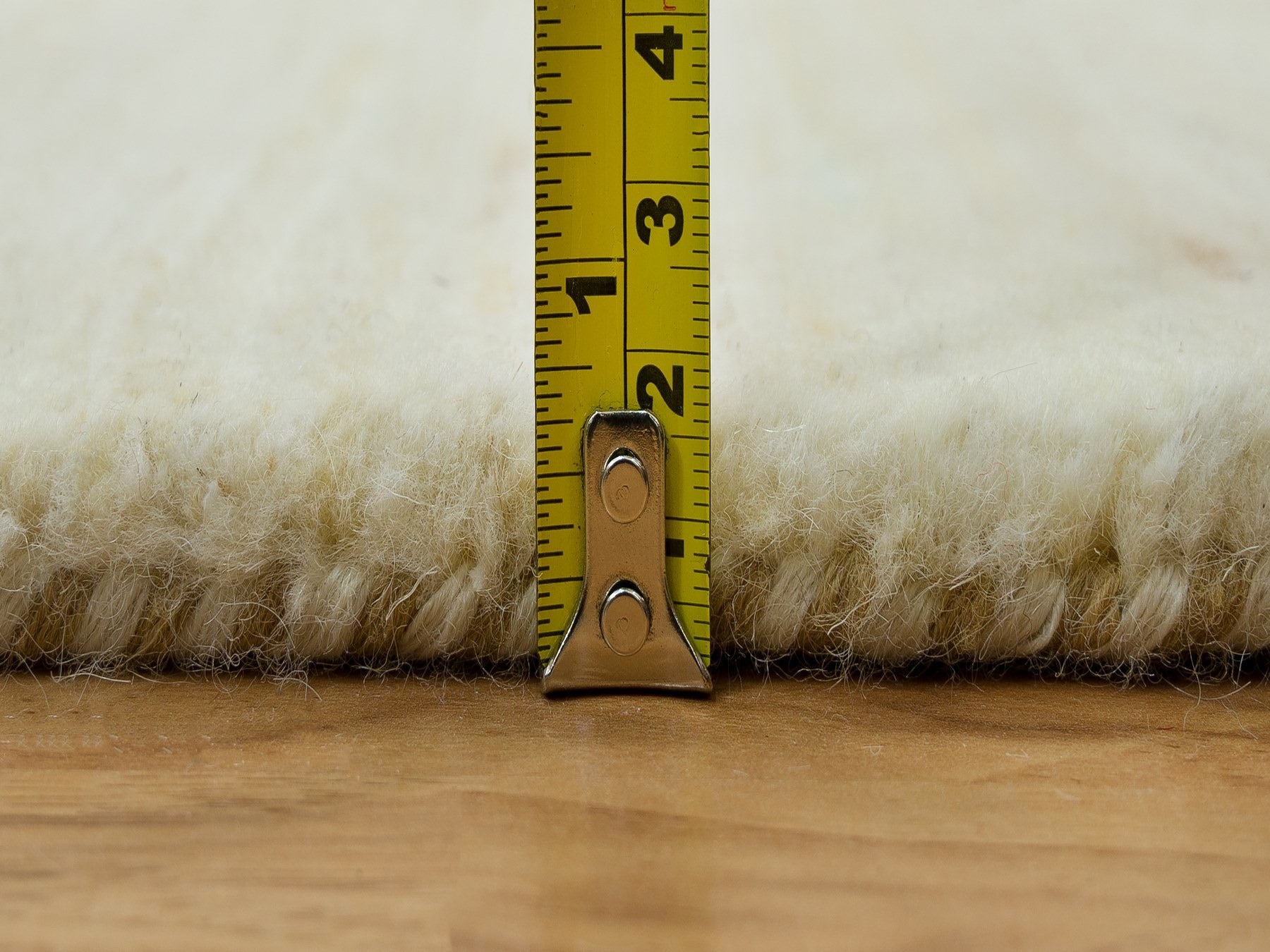 Gabbeh Modern / Contemporary hand-knotted wool runner in Ivory, 2'7" x 10' — SKU O090401 (view 7)