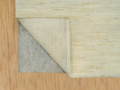 Gabbeh Modern / Contemporary hand-knotted wool rug in Ivory, 3' x 5' — SKU O090404 (view 3)