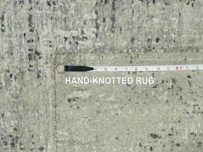 Grey 3'0" x 5'0" Modern / Contemporary Hand knotted Wool Rug - Sku: O090424