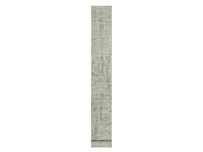 Grey 2'6" x 31'8" Modern / Contemporary Hand knotted Wool Rug - Sku: O090432