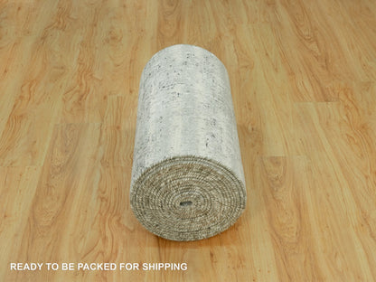 Grey 2'6" x 31'8" Modern / Contemporary Hand knotted Wool Rug - Sku: O090432