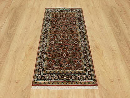 Herati Fine Oriental hand-knotted wool rug in Red & Blue, 3'1" x 5'5" — SKU O090441 (view 2)