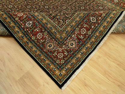 Black 7'10" x 10'0" Fine Oriental Hand knotted Wool Rug - Sku: O090444