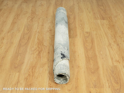 Modern / Contemporary hand-knotted wool/silk rug in Black, 6'1" x 6'1", SKU O090453