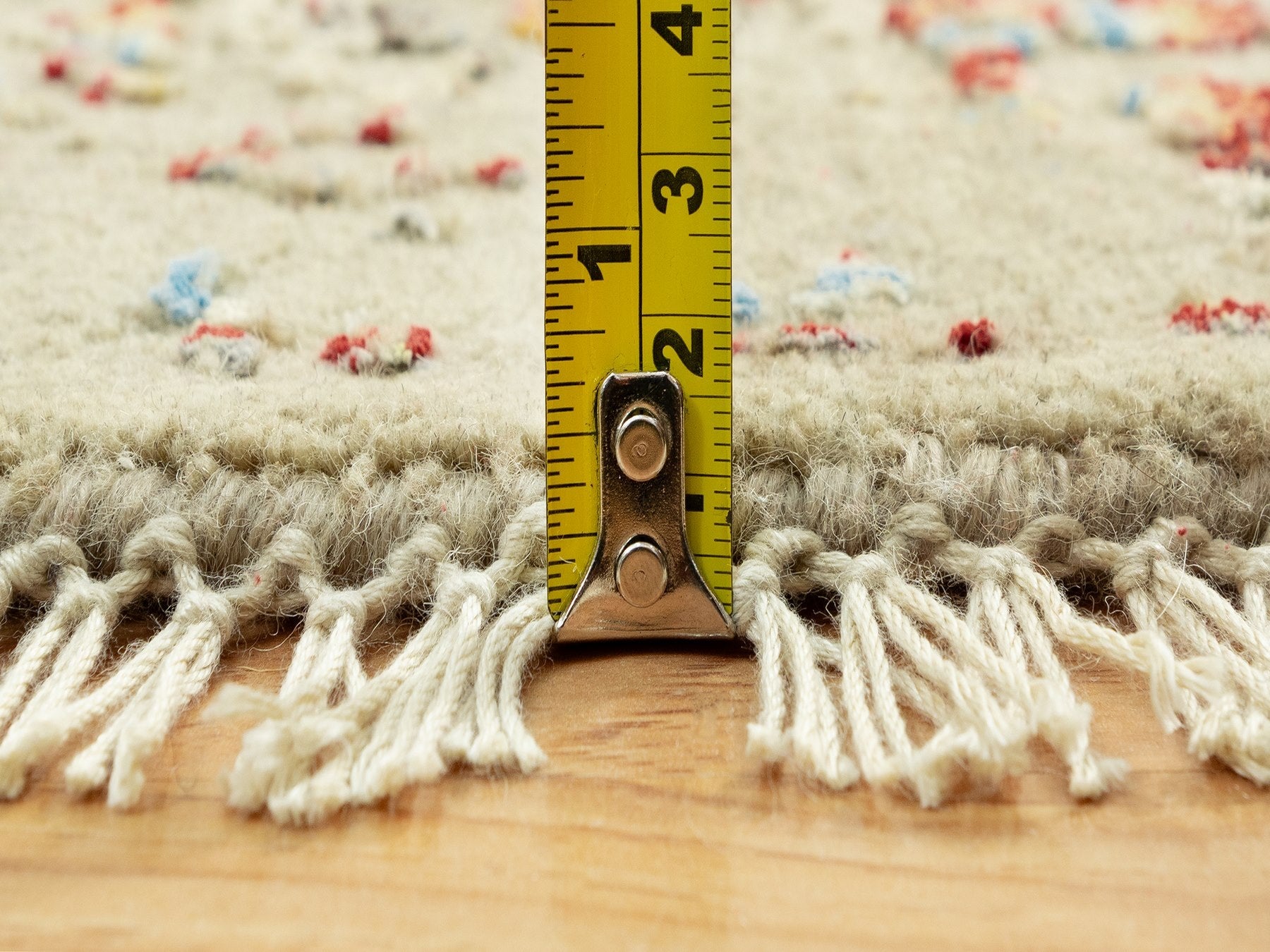 Transitional hand-knotted wool/silk rug in Beige, 6'0" x 6'0", SKU O090464