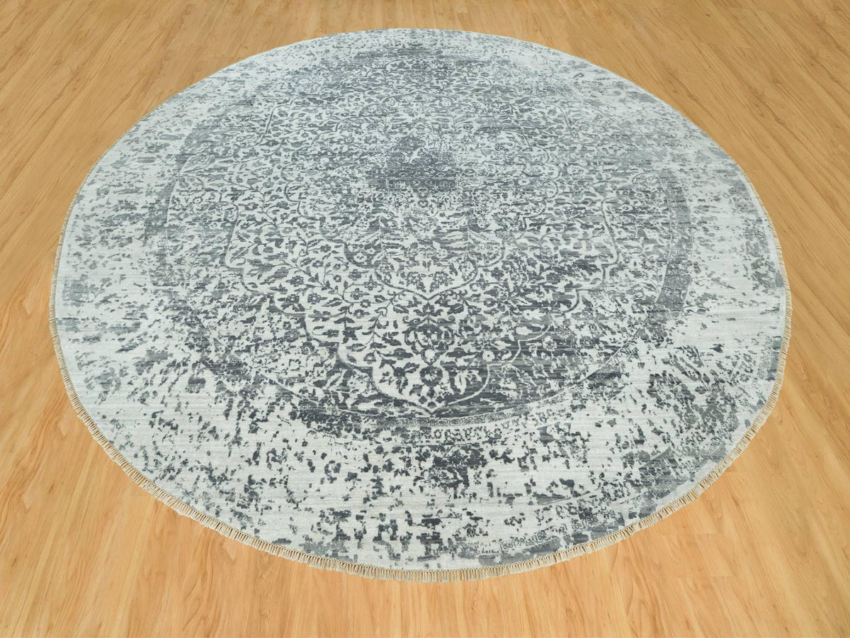 Transitional hand-knotted wool/silk rug in Gray, 13'10" x 13'10", SKU O090480