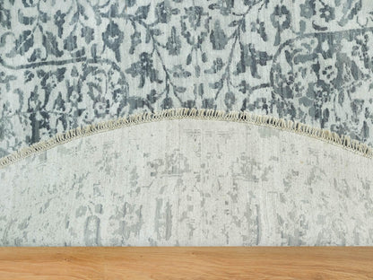 Grey 13'10" x 13'10" Transitional Hand knotted Wool/Silk Rug - Sku: O090480