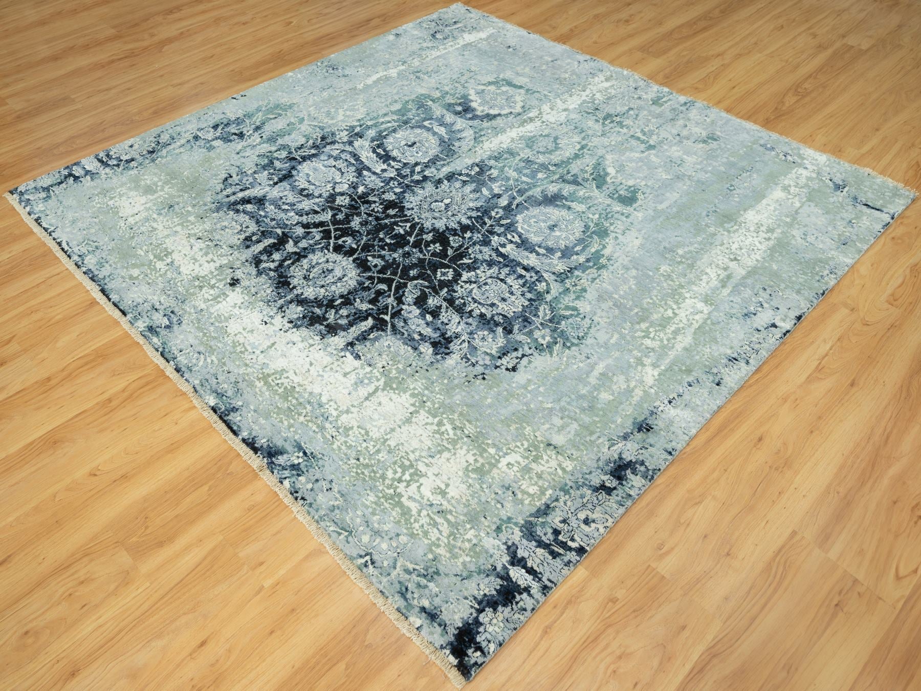 Tabriz Transitional hand-knotted wool/silk rug in Blue, 8'0" x 8'0", SKU O090482