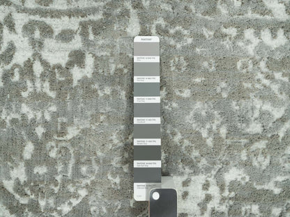 Grey 13'10" x 13'10" Transitional Hand knotted Wool/Silk Rug - Sku: O090483