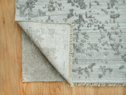 Grey 14'0" x 13'11" Transitional Hand knotted Wool/Silk Rug - Sku: O090484