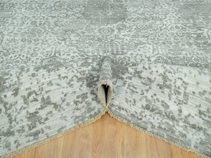 Grey 14'0" x 13'11" Transitional Hand knotted Wool/Silk Rug - Sku: O090484