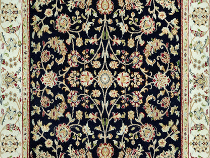 Blue 5'0" x 7'11" Fine Oriental Hand knotted Wool Rug - Sku: O090492