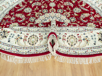 Red 7'8" x 7'8" Traditional Hand knotted Wool Rug - Sku: O090496