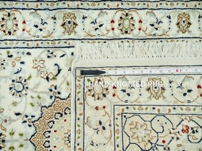 Ivory 2'8" x 12'1" Fine Oriental Hand knotted Wool Rug - Sku: O090504