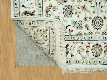 Ivory 4'2" x 4'2" Fine Oriental Hand knotted Wool Rug - Sku: O090508