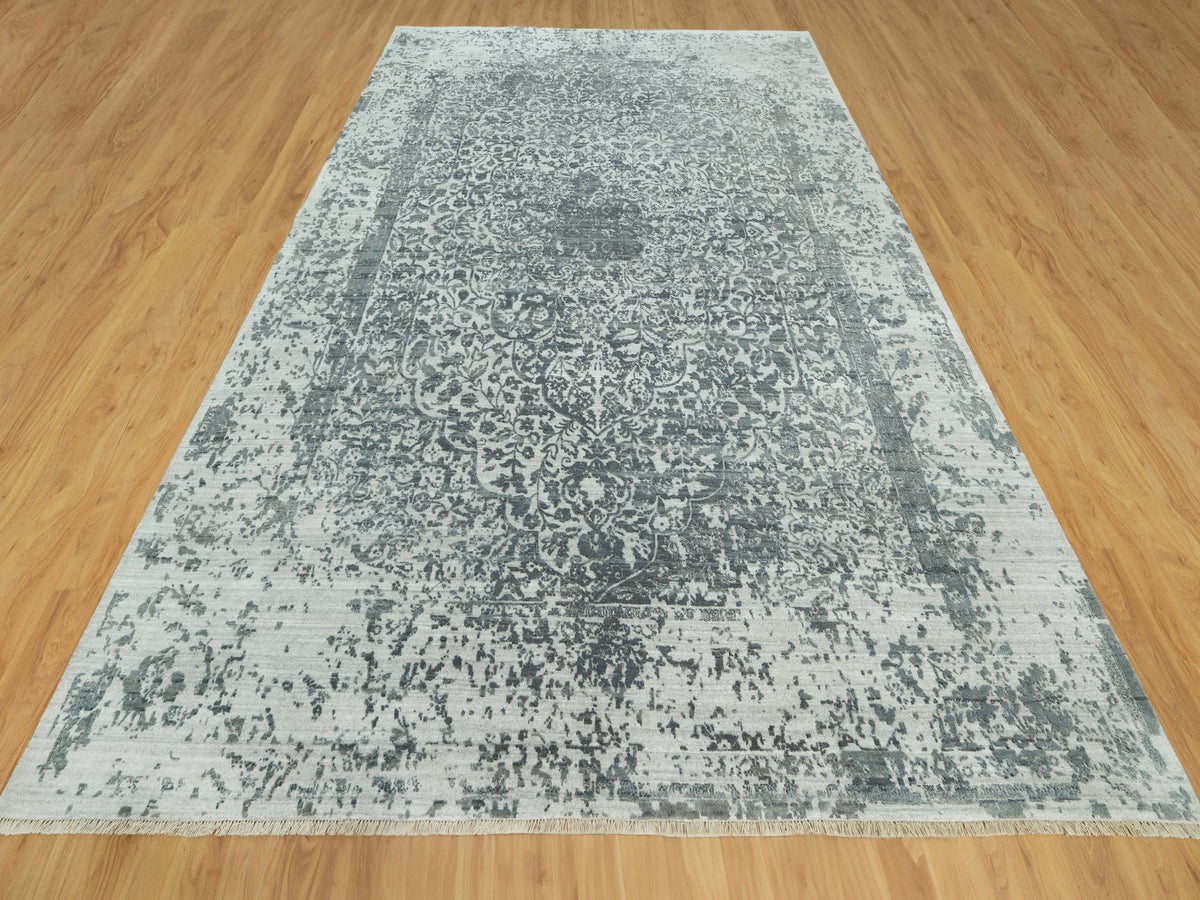 Transitional hand-knotted wool/silk rug in Gray, 10'0" x 14'1", SKU O090527