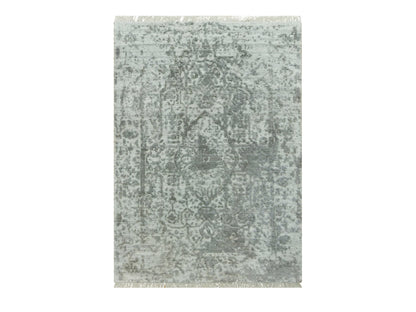 Grey 2'0" x 3'2" Transitional Hand knotted Wool/Silk Rug - Sku: O090536