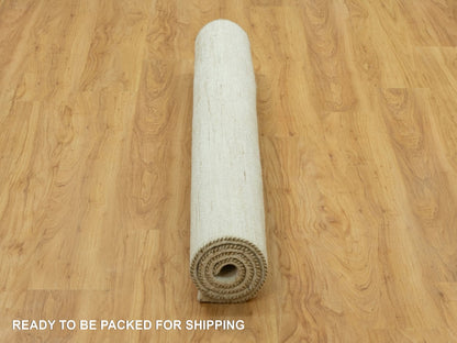 Ivory 5'0" x 5'1" Modern and Contemporary Hand knotted Wool Rug - Sku: O090551