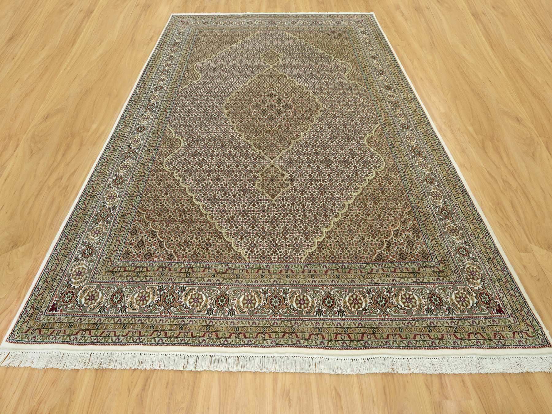 Tabriz Traditional hand-knotted wool rug in Ivory, 8'10" x 12'3", SKU O090605