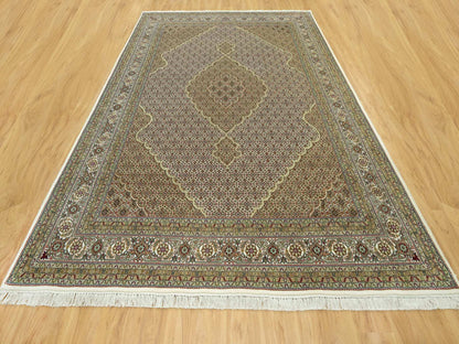 Ivory 8'10" x 12'3" Fine Oriental Hand knotted Wool Rug - Sku: O090605