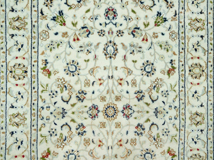 Ivory 2'9" x 20'0" Fine Oriental Hand knotted Wool Rug - Sku: O090613