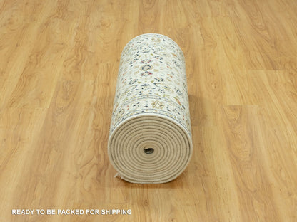 Ivory 2'9" x 20'0" Fine Oriental Hand knotted Wool Rug - Sku: O090613